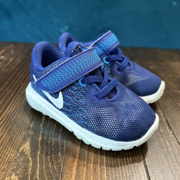 Nike Flex Fury‎ Royal Blue/White Boys Infant Toddler's Shoes - Size 4C EUC - Picture 1 of 7